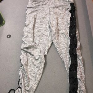 Madden workout pants/ leggings!!!